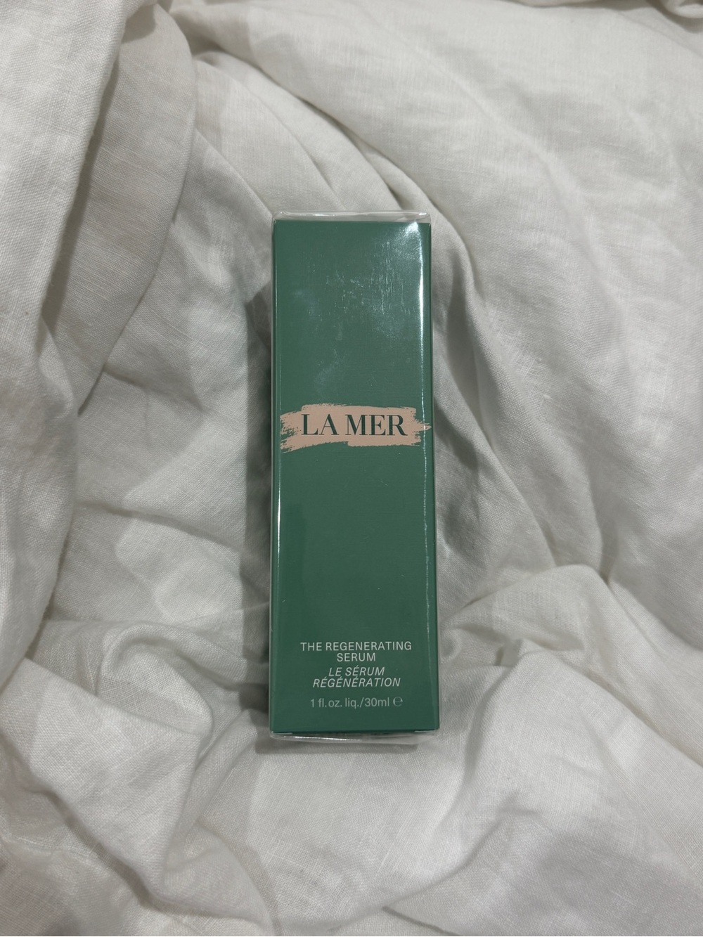 La Mer Regenerating Serum Box - Teal Green - brand new unopened